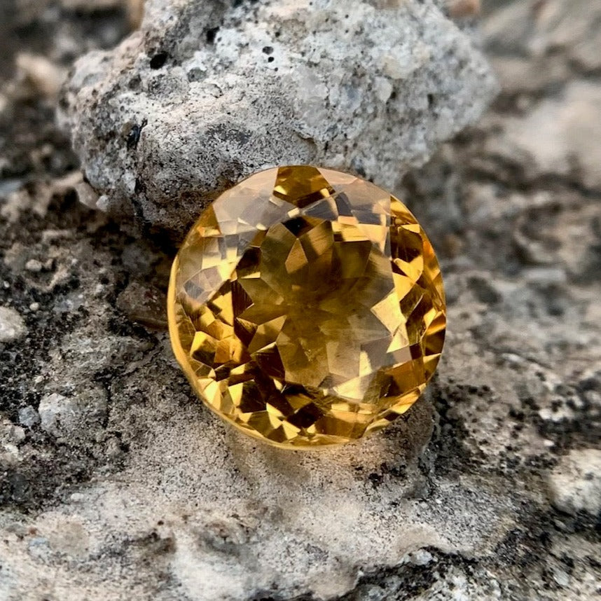 Natural Citrine - 5.05 Carat/5.60 Ratti