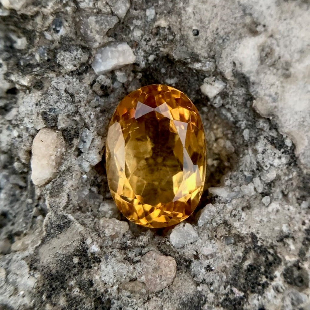 Natural Citrine - 3.20 Carat/3.55 Ratti