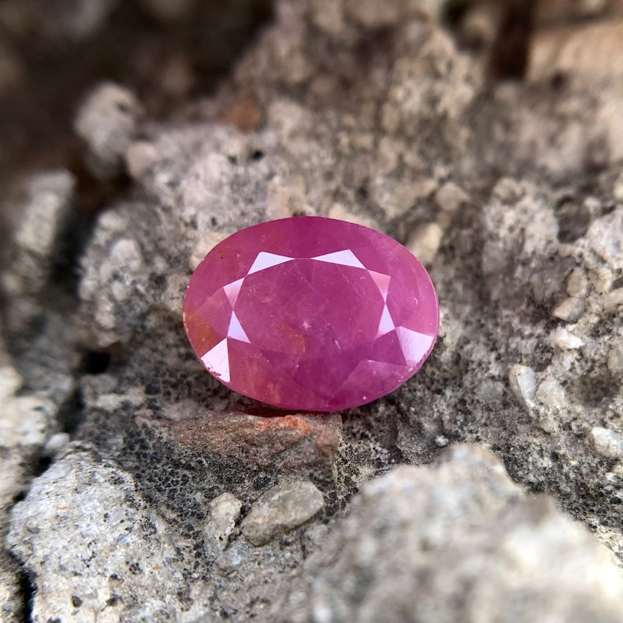 Natural Ruby - 6.55 Carats/7.27 Ratti