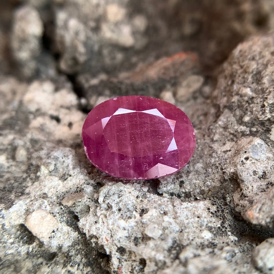 Natural Ruby - 5.35 Carats/5.94 Ratti