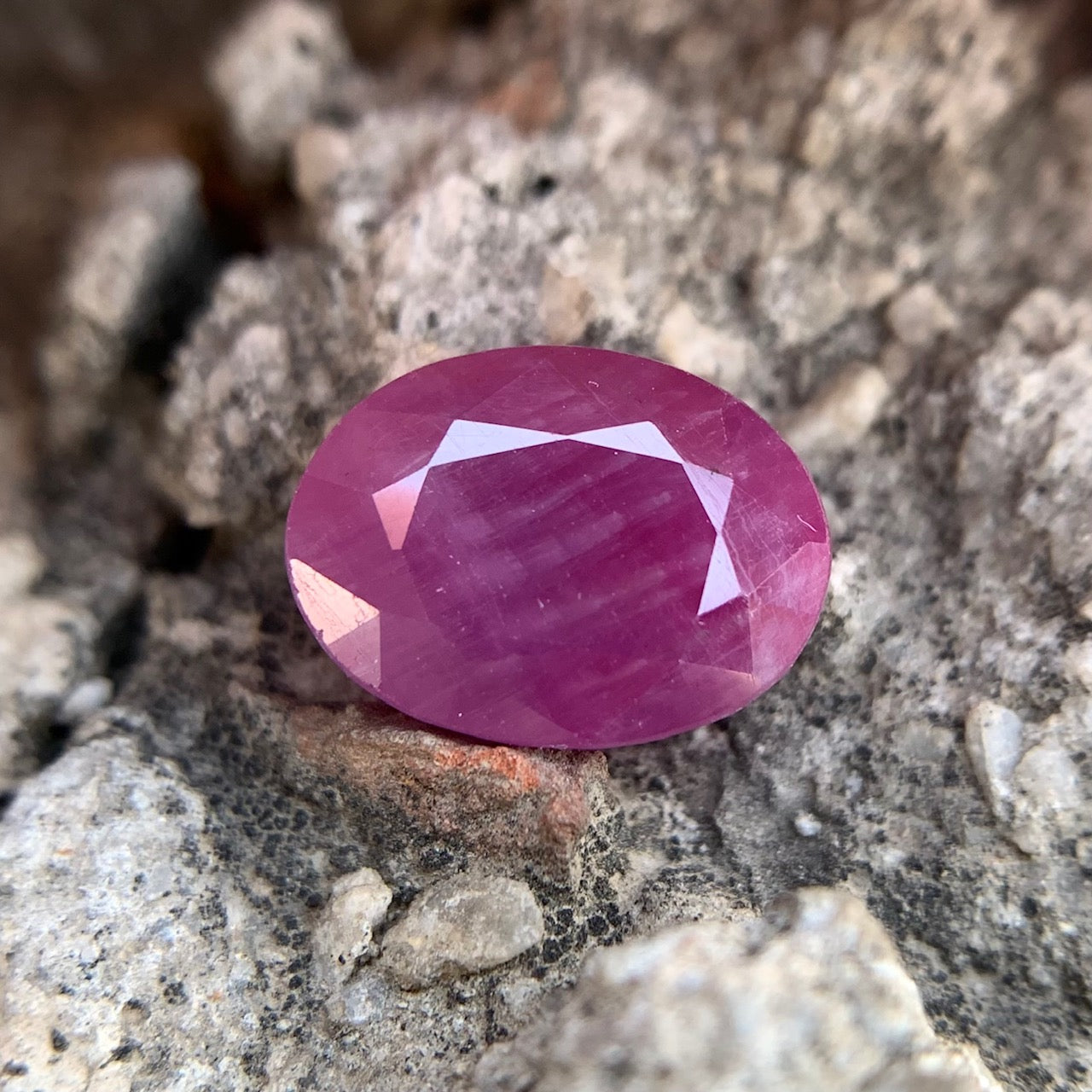 Natural Ruby - 6.90 Carats/7.66 Ratti