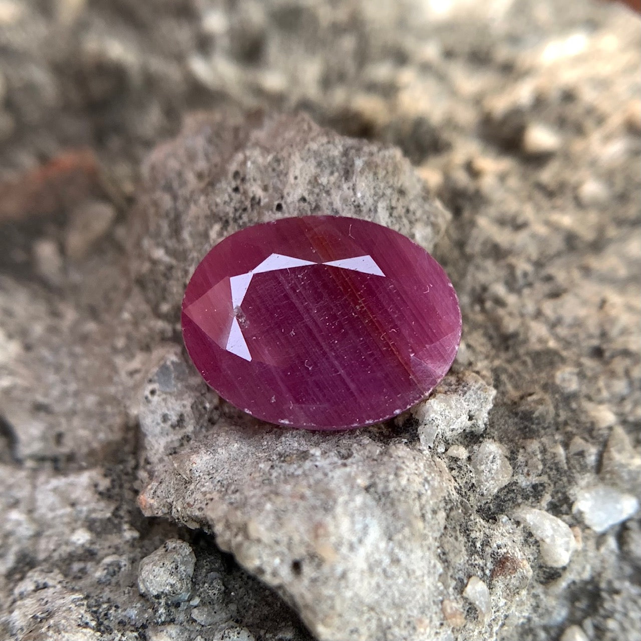 Natural Ruby - 7.95 Carats/8.82 Ratti