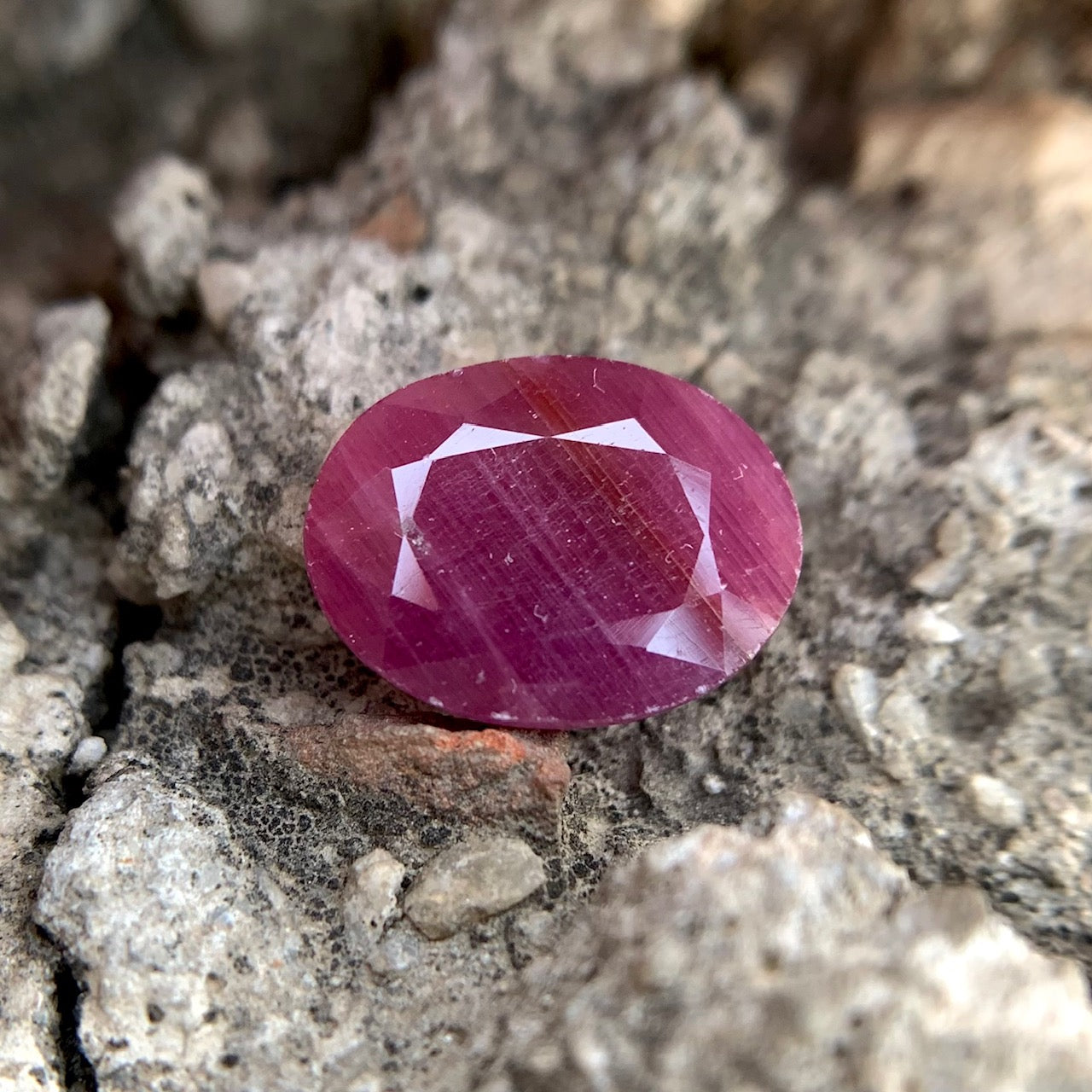 Natural Ruby - 7.95 Carats/8.82 Ratti