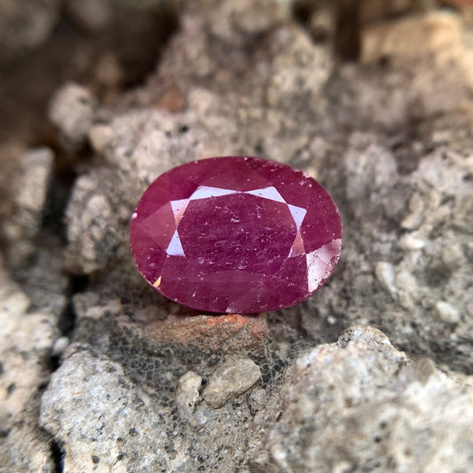 Natural Ruby - 9.75 Carats/10.82 Ratti