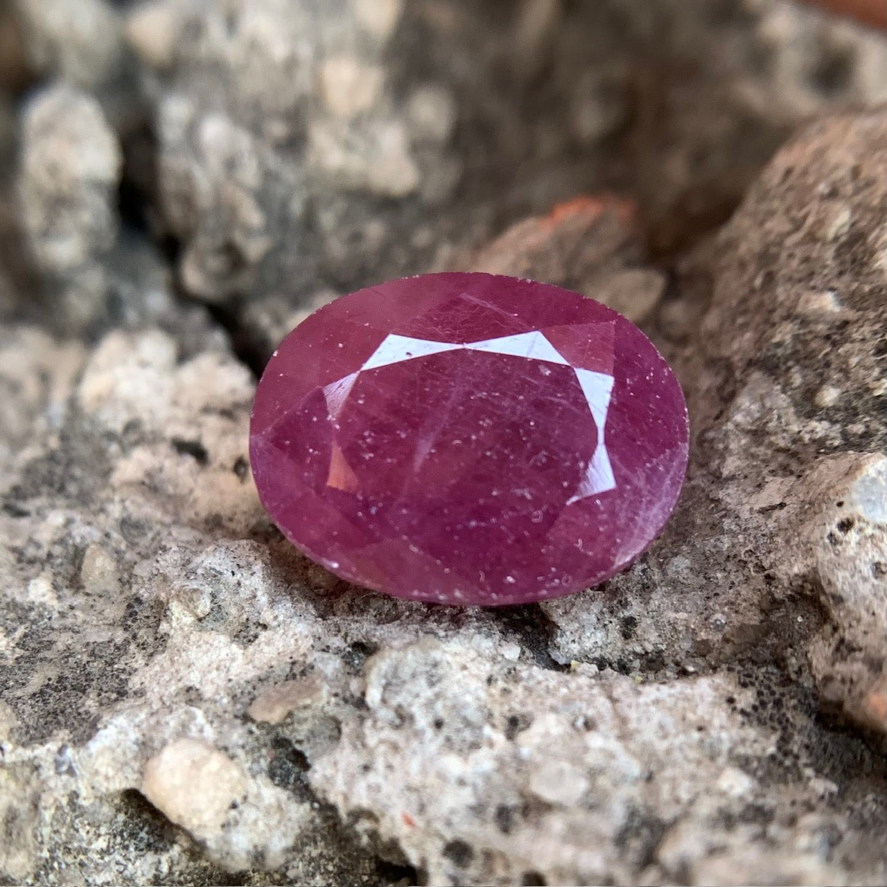 Natural Ruby - 8.35 Carats/9.27 Ratti