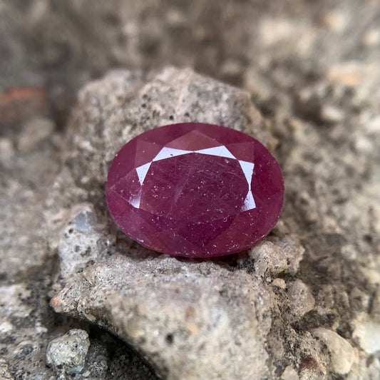 Natural Ruby - 8.35 Carats/9.27 Ratti