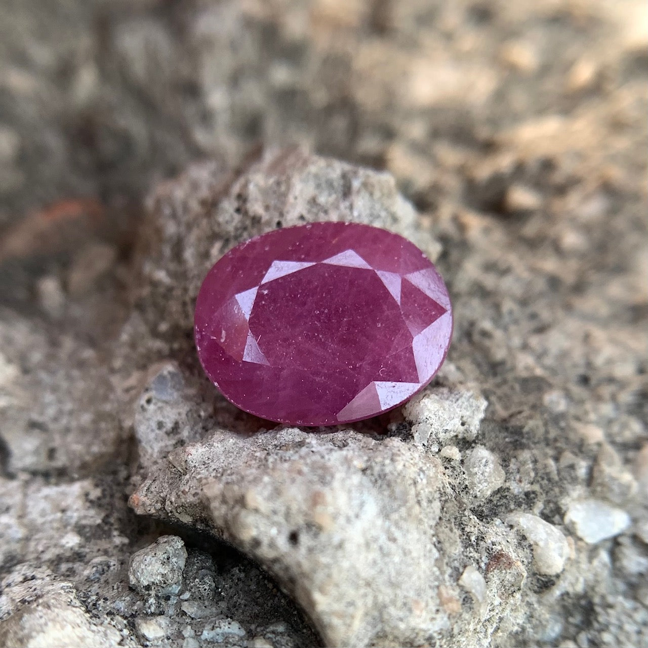 Natural Ruby - 7.40 Carats/8.22 Ratti