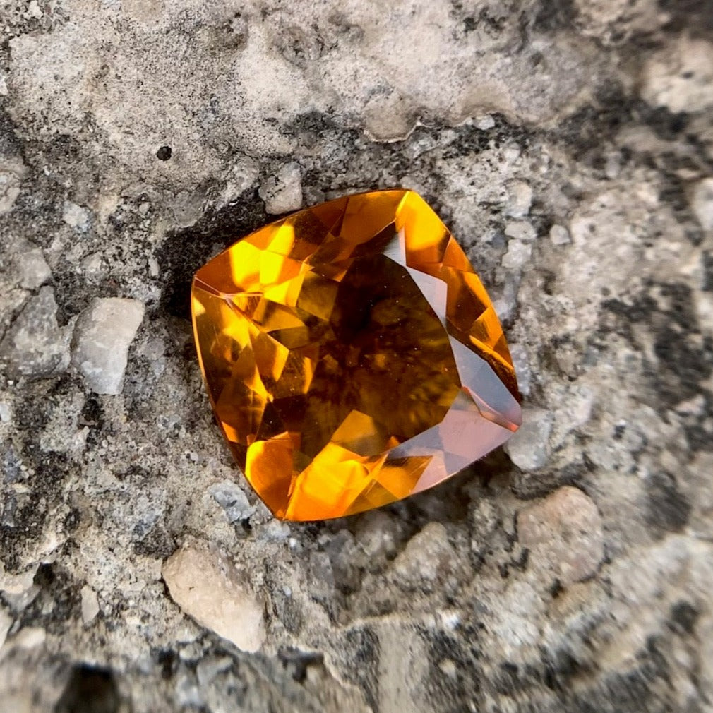 Natural Citrine - 3.20 Carat/3.55 Ratti