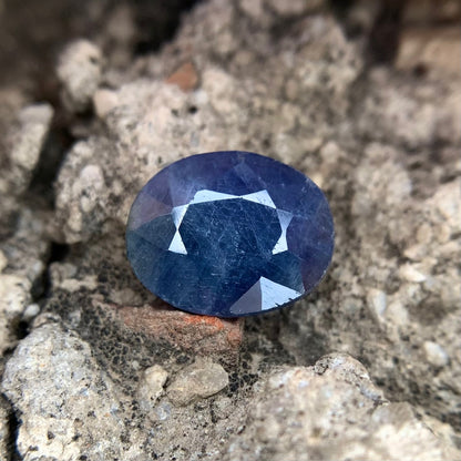 Natürlicher blauer Saphir – 8,40 Karat/9,32 Ratti