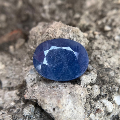 Natürlicher blauer Saphir – 7,45 Karat/8,27 Ratti