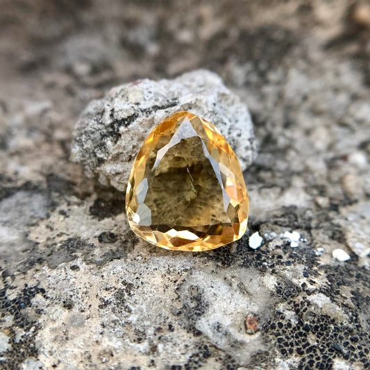 Natural Citrine - 2.00 Carat/2.22 Ratti