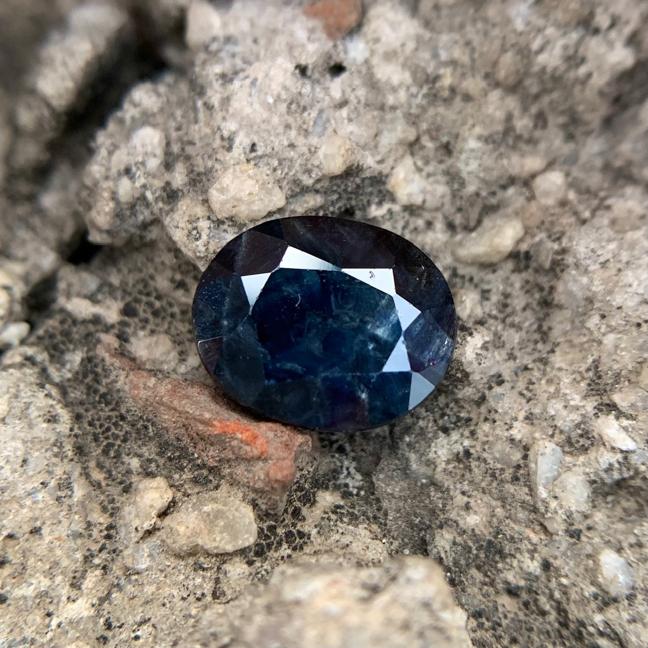 Natural Teal Sapphire - 3.10 Carats/3.44 Ratti