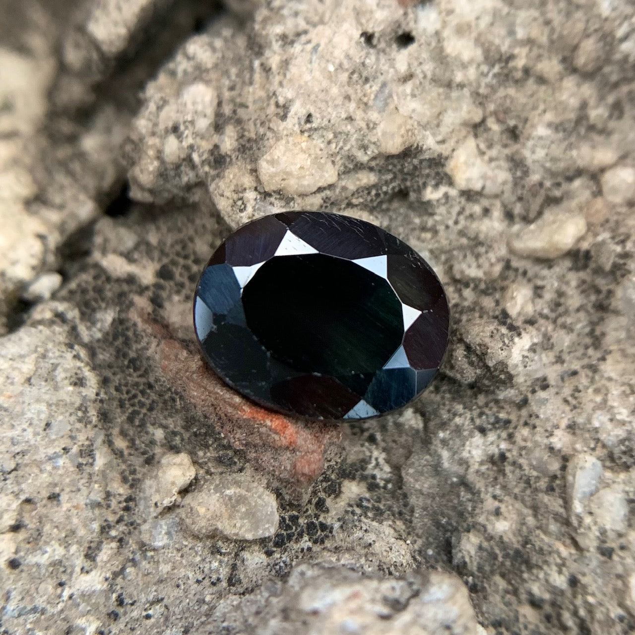 Natural Teal Sapphire - 3.80 Carats/4.22 Ratti