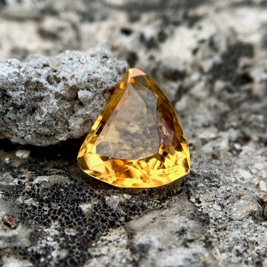 Natural Citrine - 4.71 Carat/5.23 Ratti