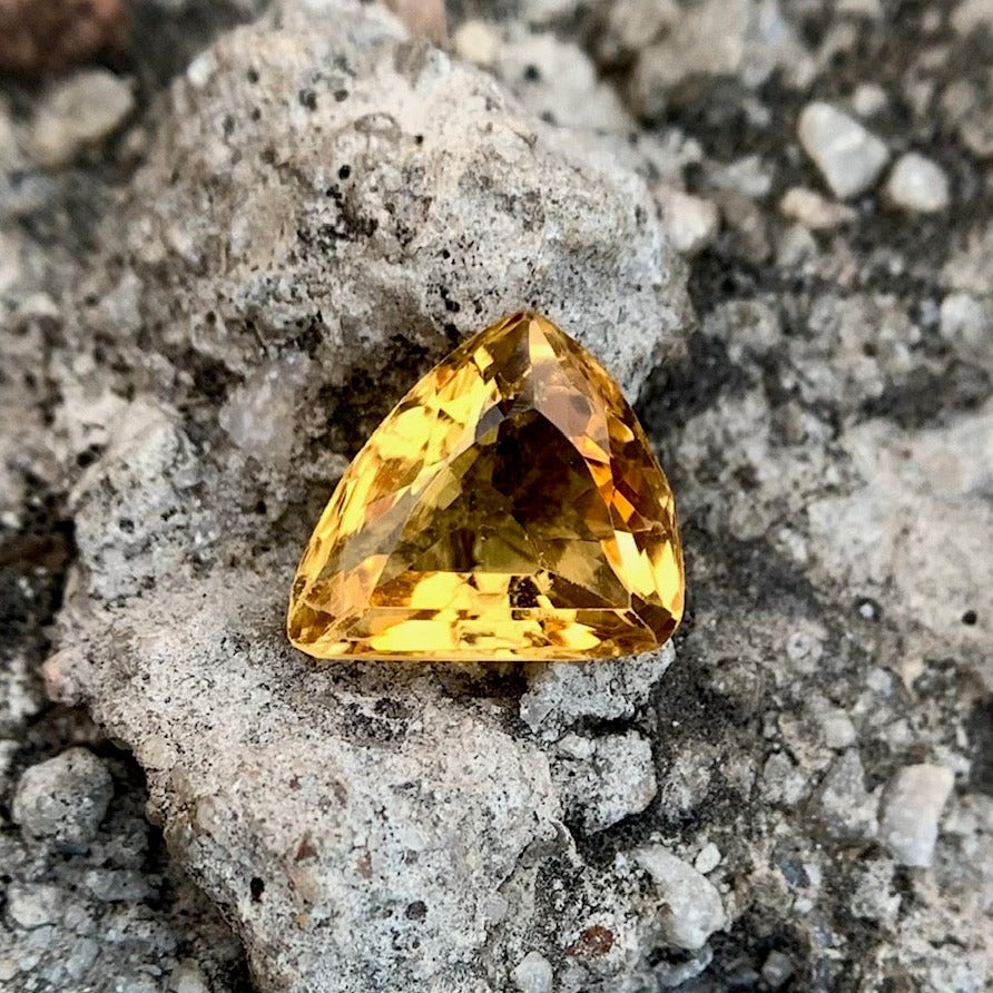 Natural Citrine - 4.71 Carat/5.23 Ratti