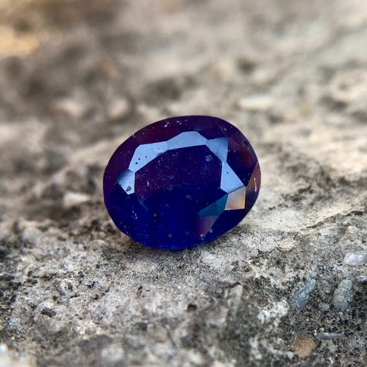 Natural Blue Sapphire - 4.40 Carats/4.90 Ratti