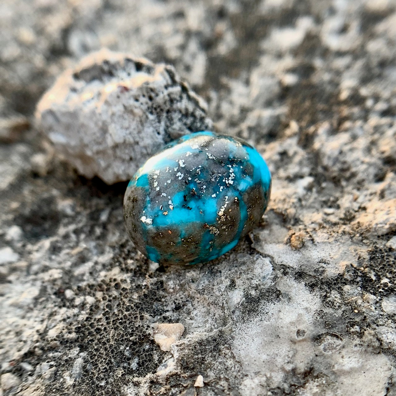 Natural Turquoise - 8.25 Carat/9.15 Ratti