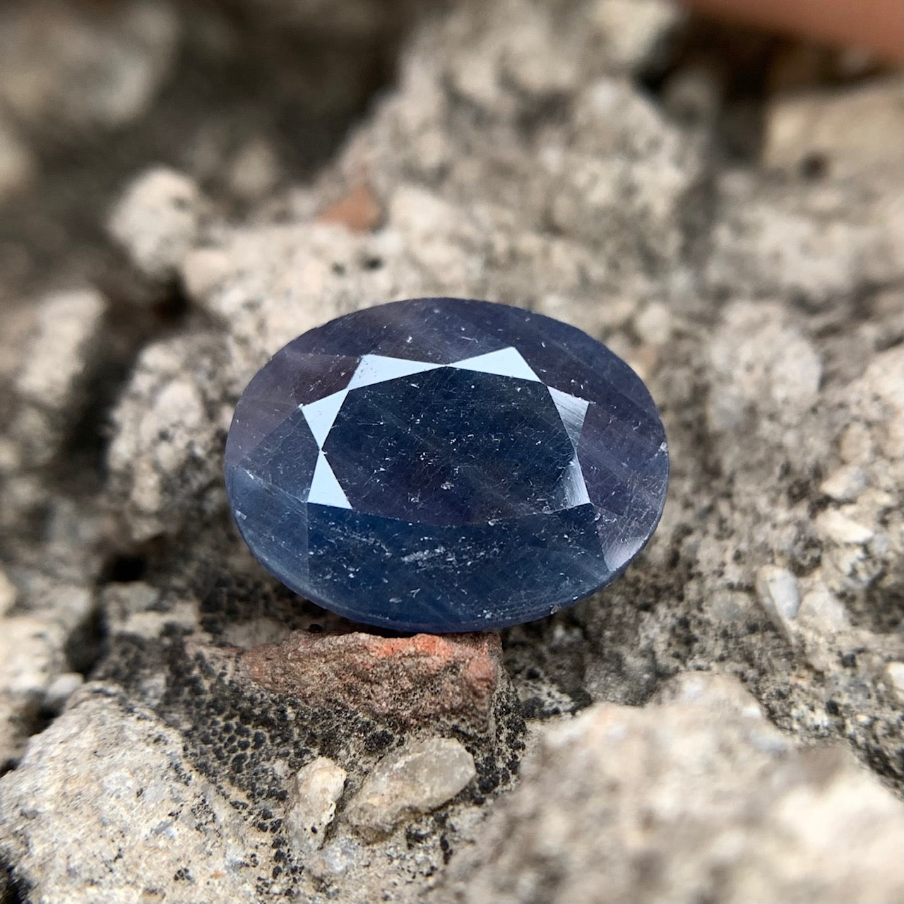 Natural Blue Sapphire - 8.50 Carats/9.44 Ratti