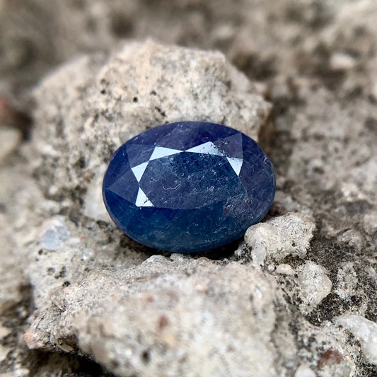 Natural Blue Sapphire - 5.85 Carats/6.50 Ratti