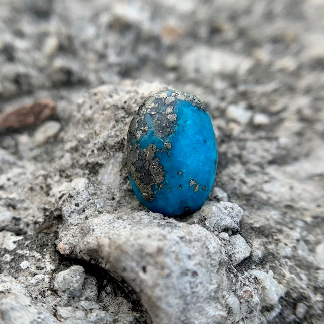 Natural Turquoise - 6.15 Carat/6.82 Ratti