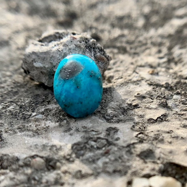 Natural Turquoise - 4.45 Carat/4.94 Ratti