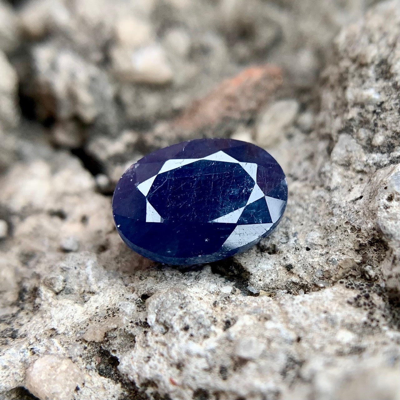 Natural Blue Sapphire - 4.35 Carats/4.83 Ratti