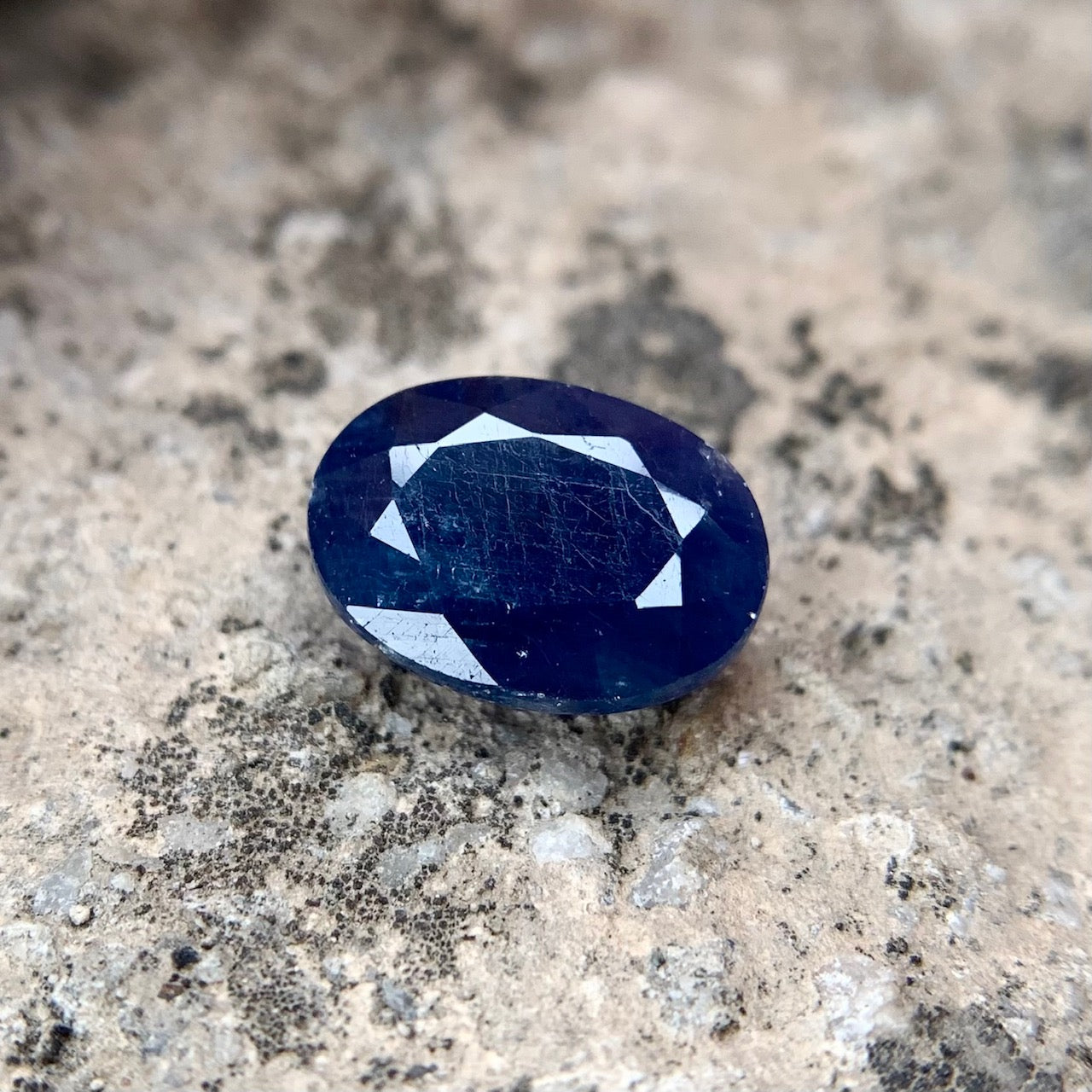 Natural Blue Sapphire - 4.35 Carats/4.83 Ratti