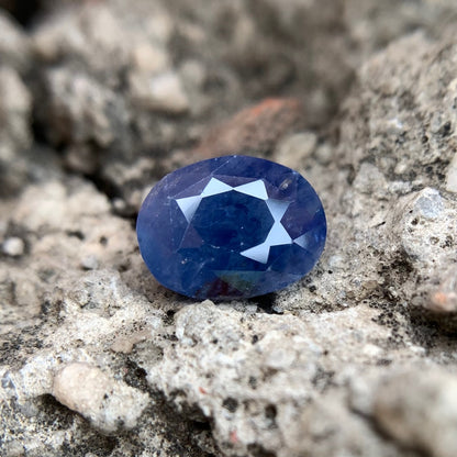 Natürlicher blauer Saphir – 4,85 Karat/5,38 Ratti