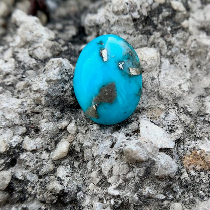 Natural Turquoise - 3.95 Carat/4.38 Ratti