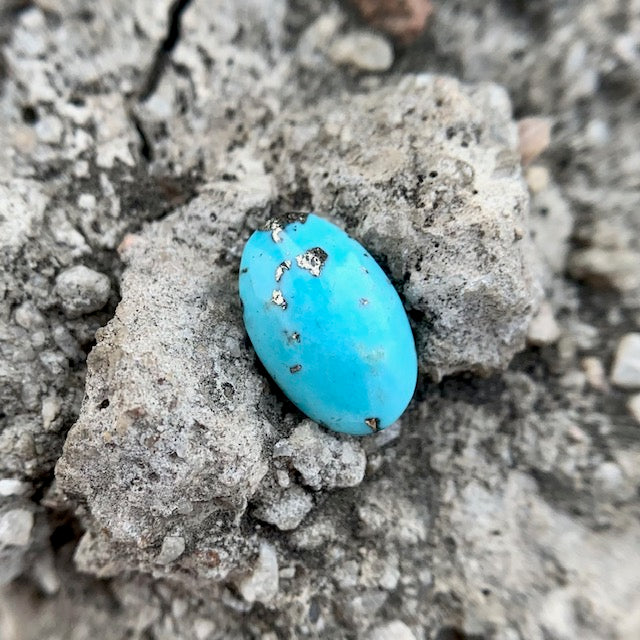 Natural Turquoise - 4.15 Carat/4.60 Ratti