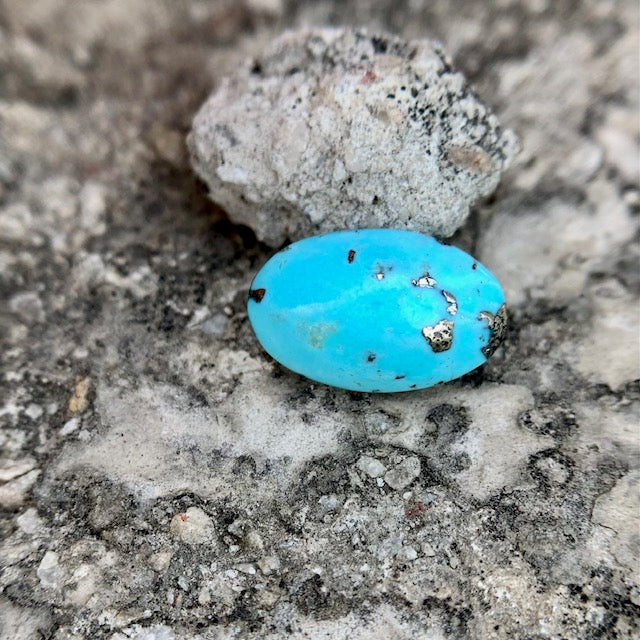 Natural Turquoise - 4.15 Carat/4.60 Ratti