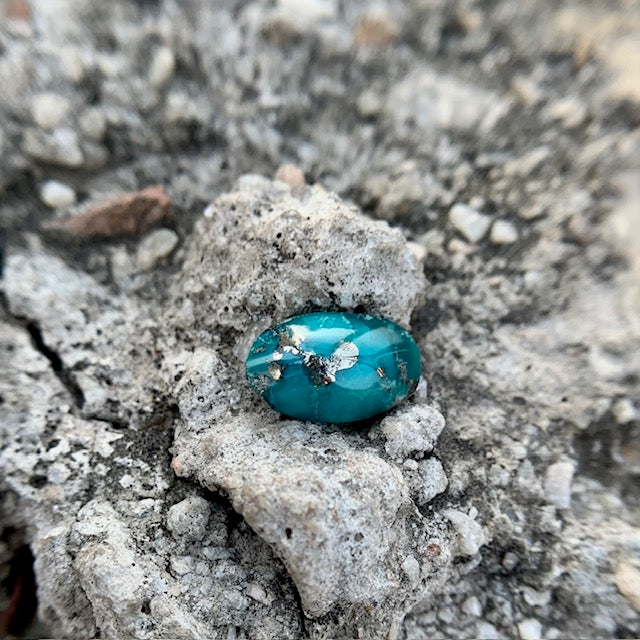 Natural Turquoise - 4.35 Carat/4.83 Ratti