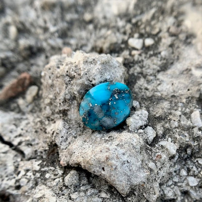 Natural Turquoise - 4.20 Carat/4.66 Ratti