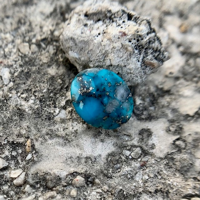 Natural Turquoise - 4.20 Carat/4.66 Ratti