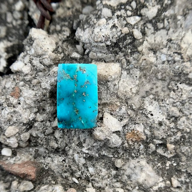 Natural Turquoise - 6.40 Carat/7.10 Ratti