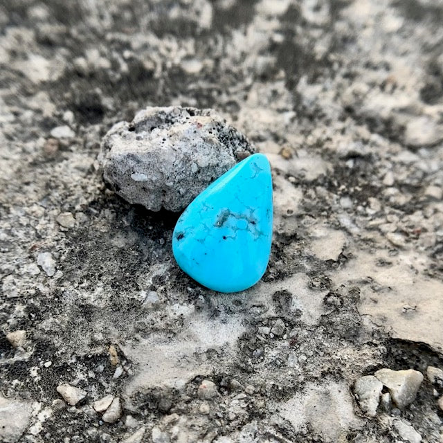 Natural Turquoise - 5.10 Carat/5.66 Ratti