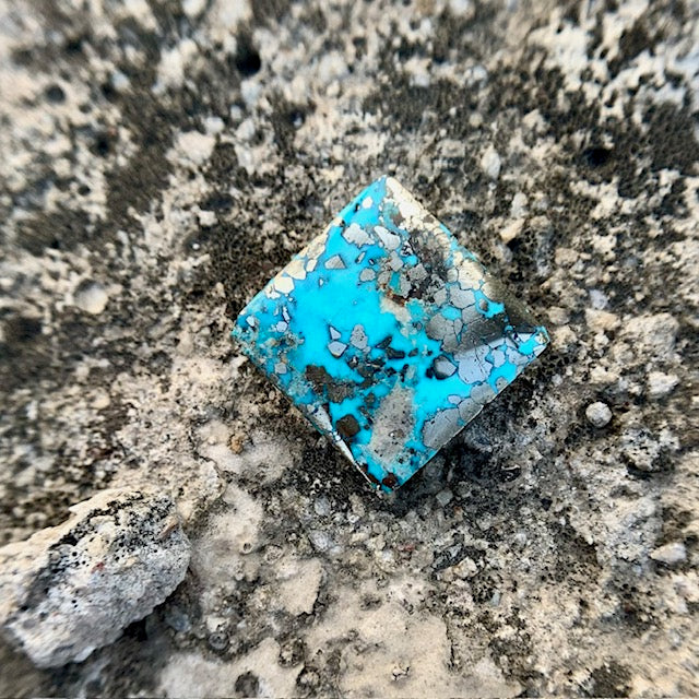 Natural Turquoise - 35.40 Carat/39.29 Ratti