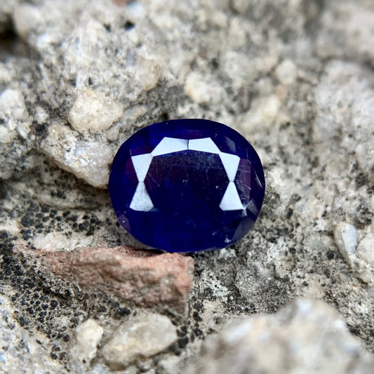 Natural Blue Sapphire - 3.70 Carats/4.11 Ratti