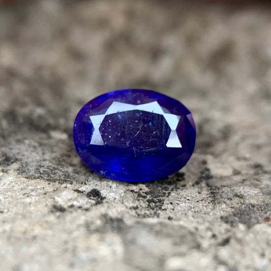 Natural Blue Sapphire - 3.05 Carats/3.40 Ratti