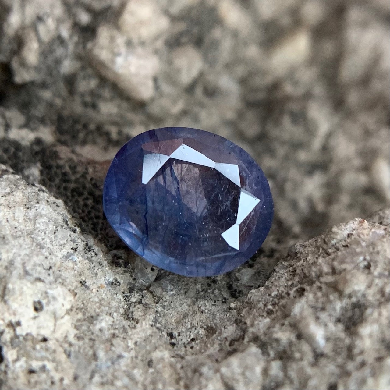 Natural Blue Sapphire - 2.20 Carats/2.44 Ratti