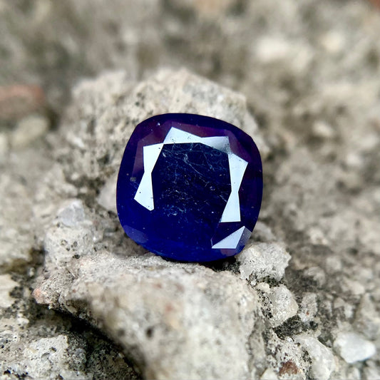 Natural Blue Sapphire - 8.00 Carats/8.90 Ratti