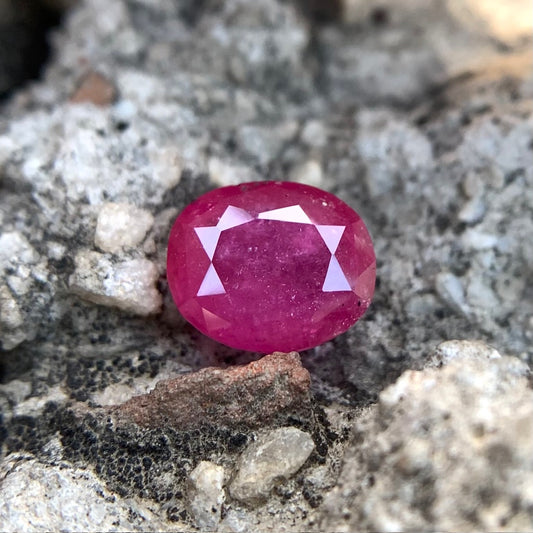 Natural Ruby - 4.45 Carats/5.00 Ratti