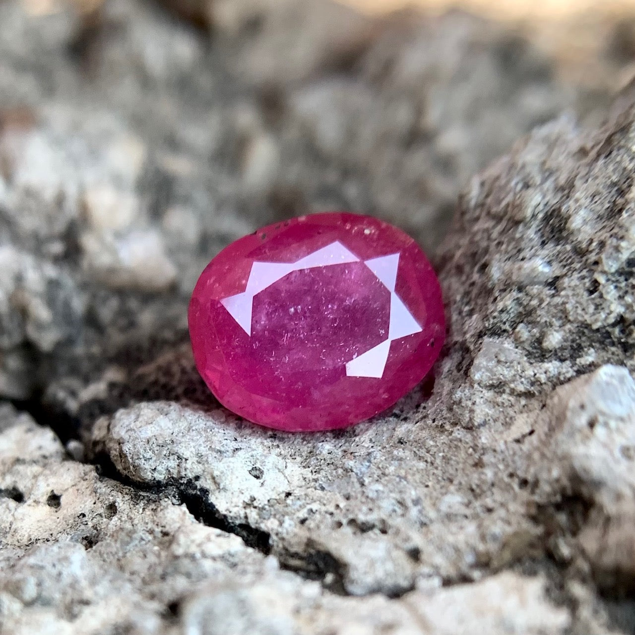 Natural Ruby - 4.45 Carats/5.00 Ratti