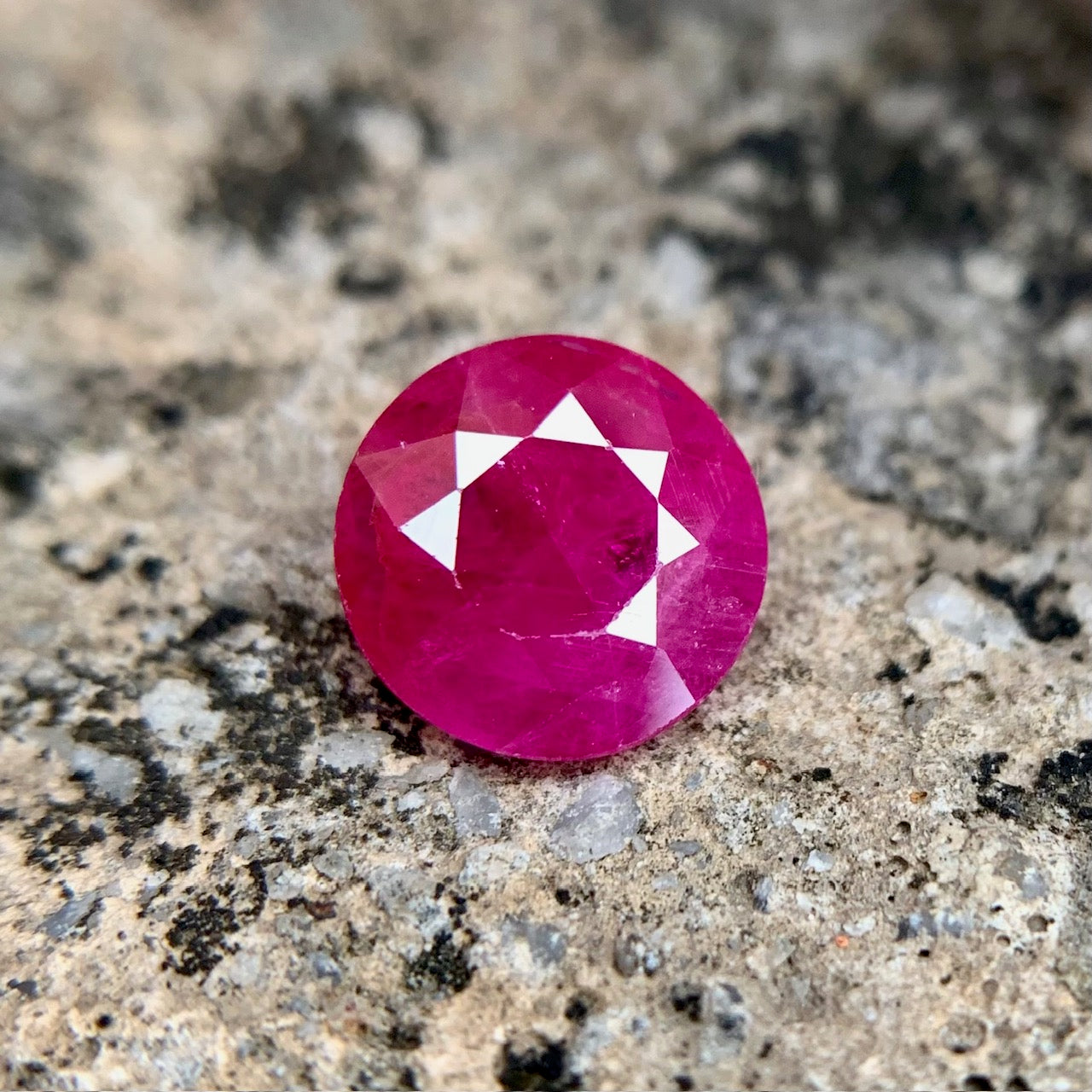 Natural Ruby - 2.60 Carats/2.89 Ratti