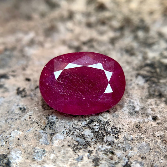 Natural Ruby - 10.50 Carats/11.65 Ratti