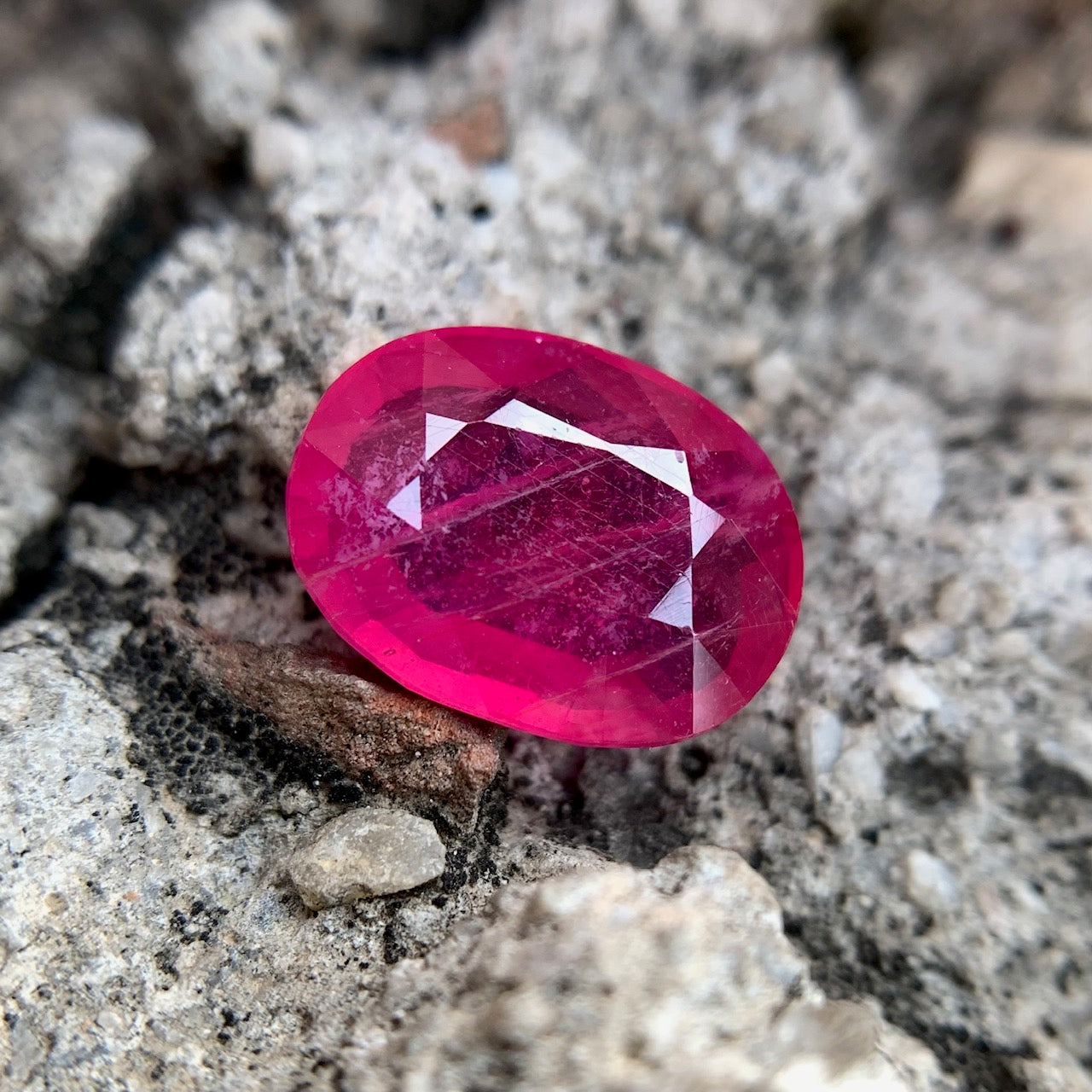 Natural Ruby - 9.20 Carats/10.21 Ratti