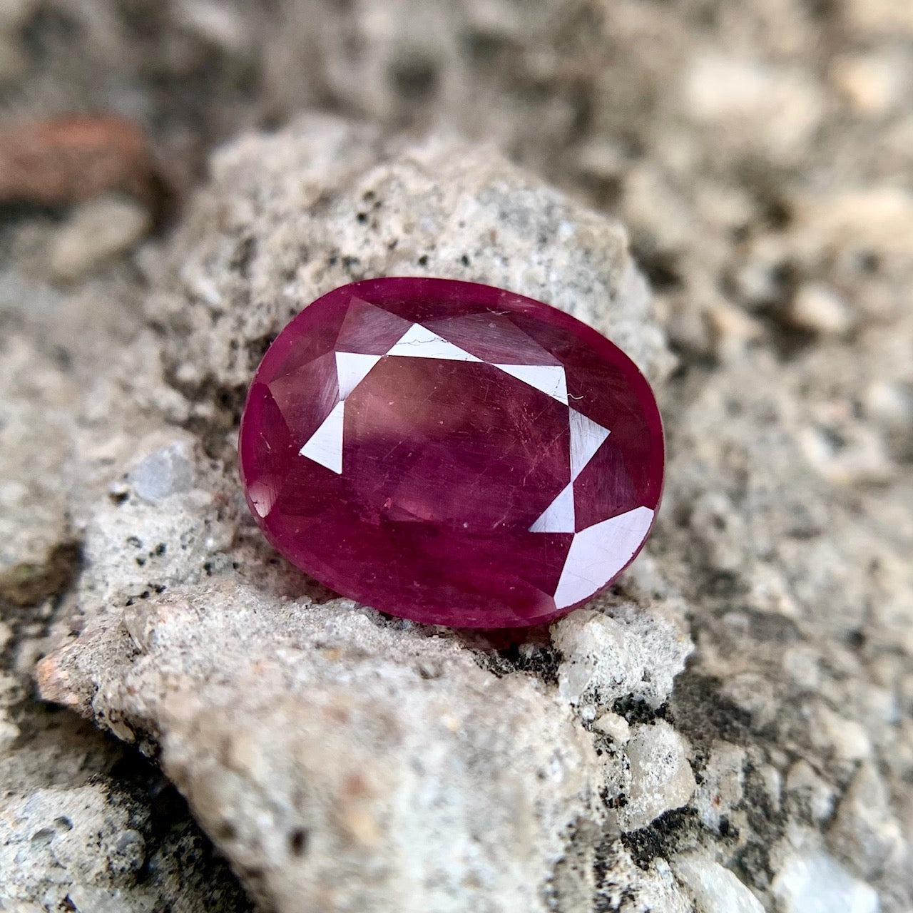 Natural Ruby - 7.00 Carats/7.80 Ratti