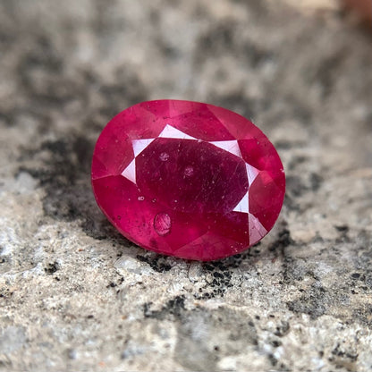 Natural Ruby - 10.35 Carats/11.50 Ratti