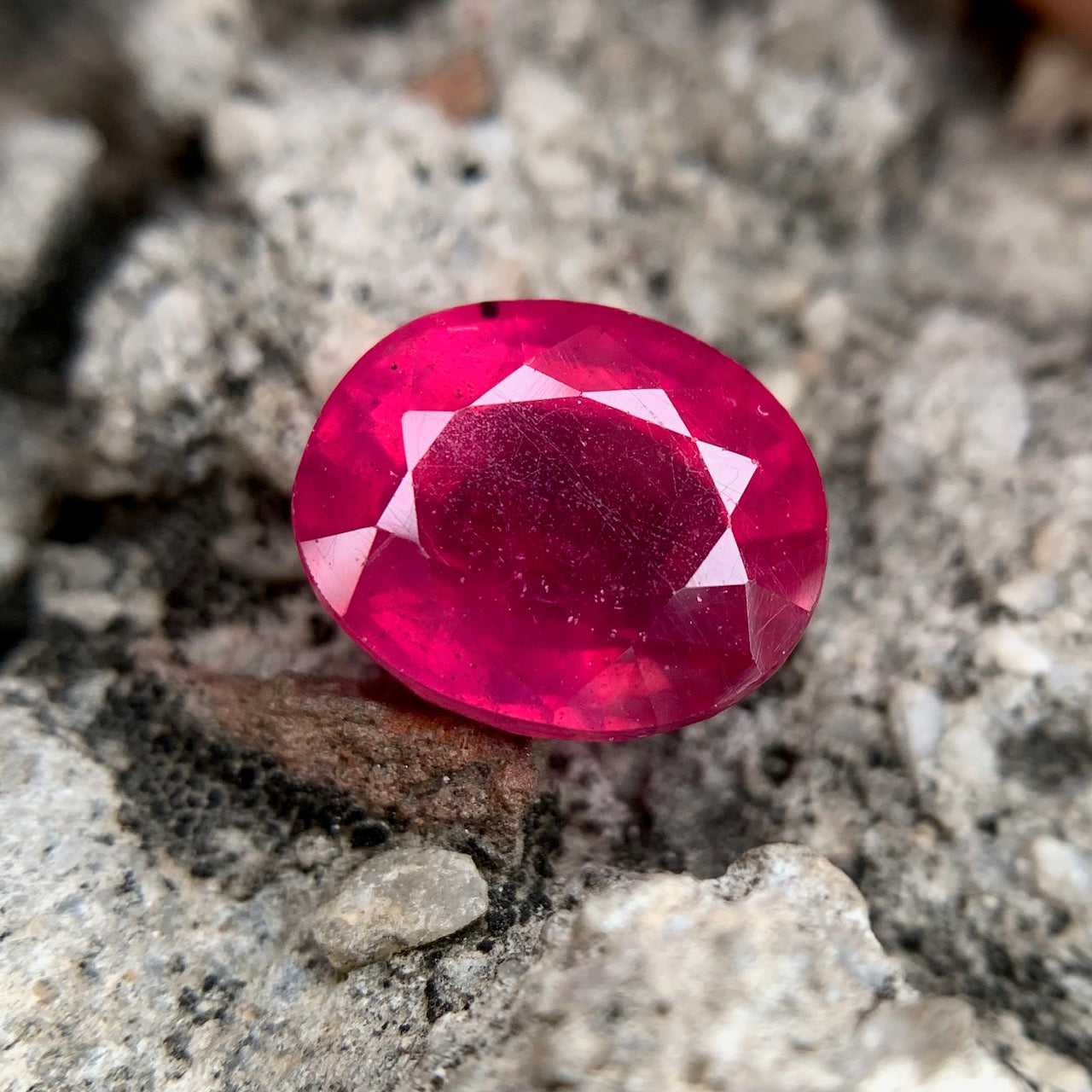 Natural Ruby - 10.10 Carats/11.21 Ratti