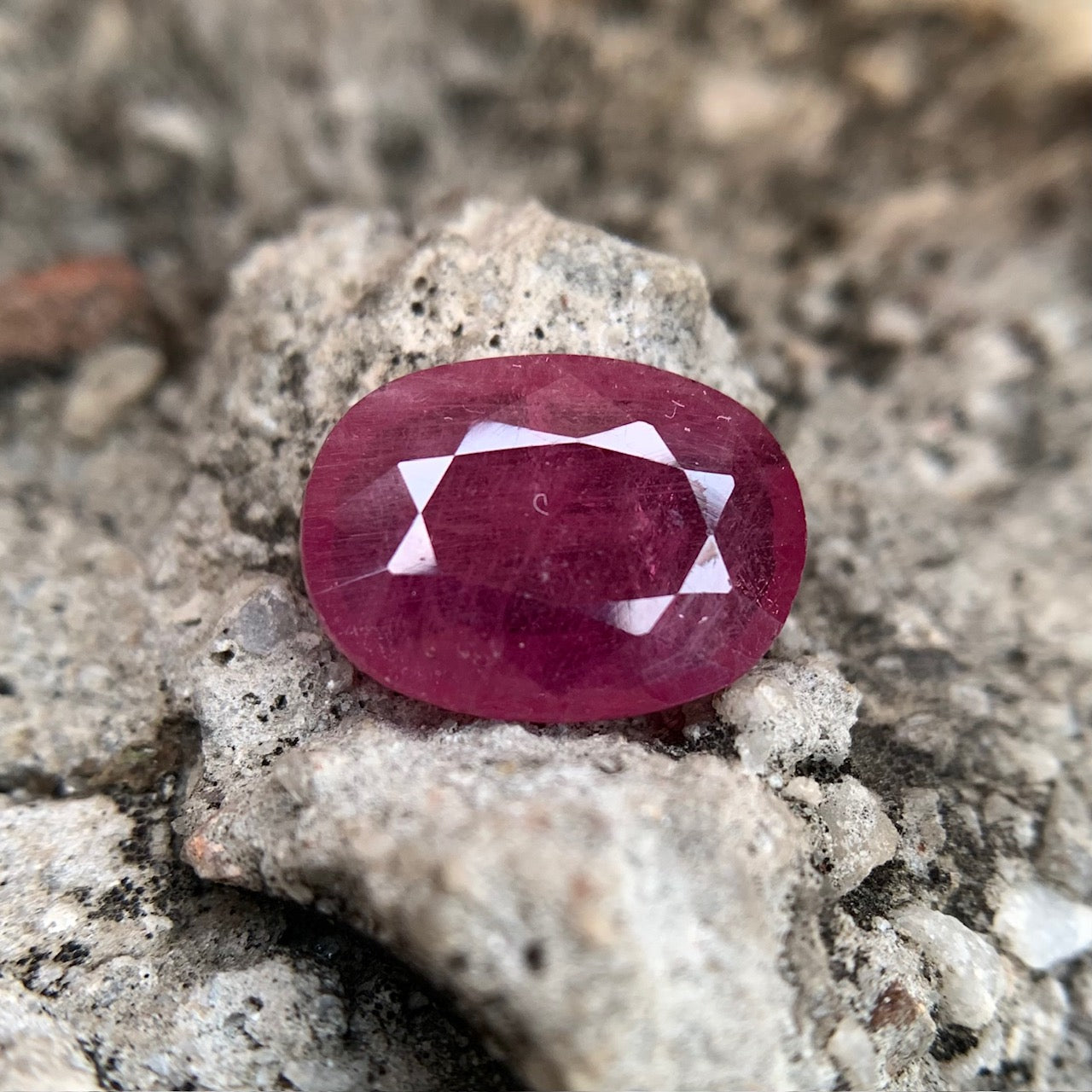 Natural Ruby - 7.50 Carats/8.33 Ratti